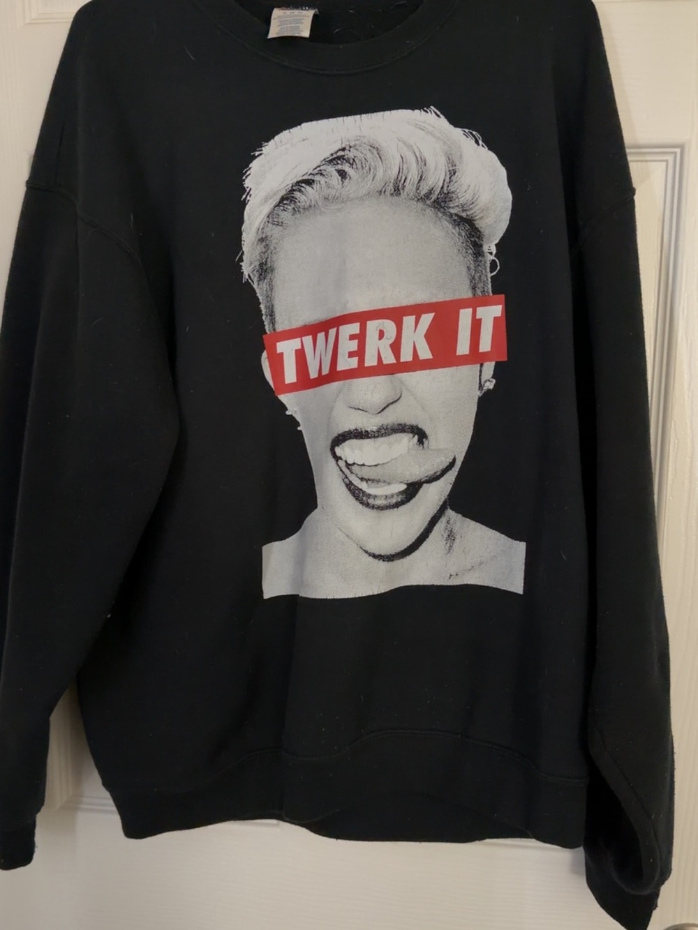 Black Graphic 'Twerk It' Pullover Sweatshirt Miley Cyrus